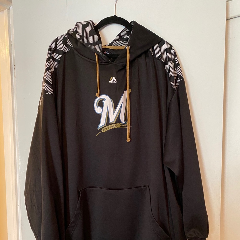Milwaukee Brewers hoodie